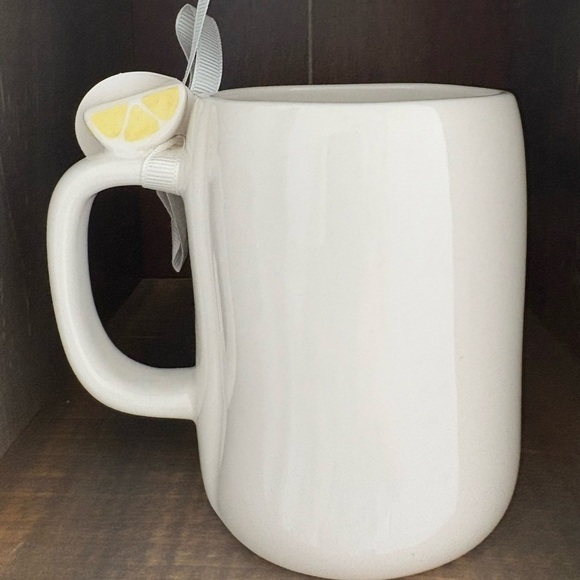 Rae Dunn White and Yellow Lemon Mug Dining - Picture 4 of 4